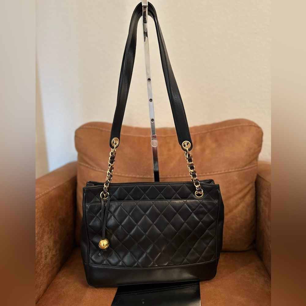 Chanel Vintage Lambskin Quilted Shopping Tote Black